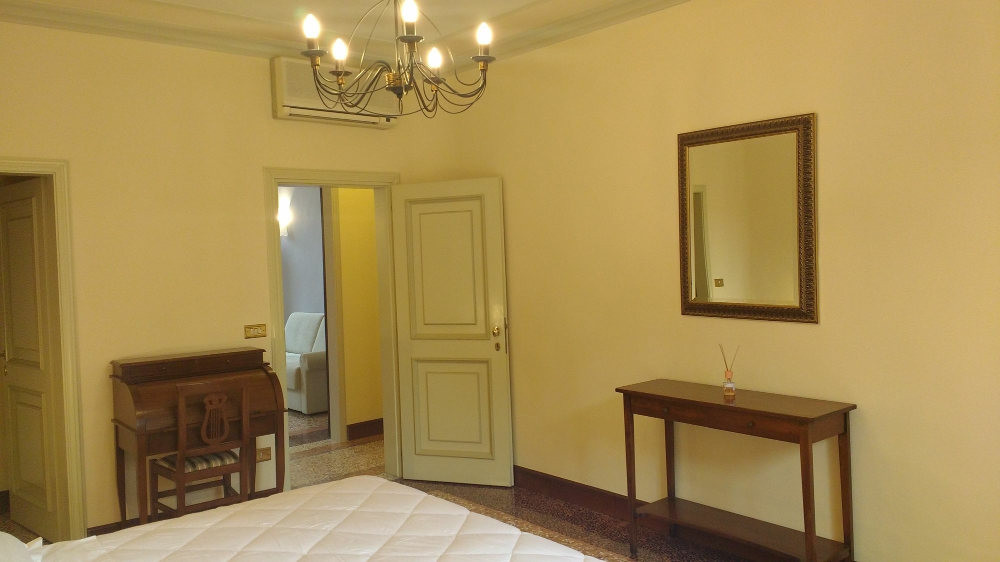 Main Street 59 Apartment Bologna Bagian luar foto